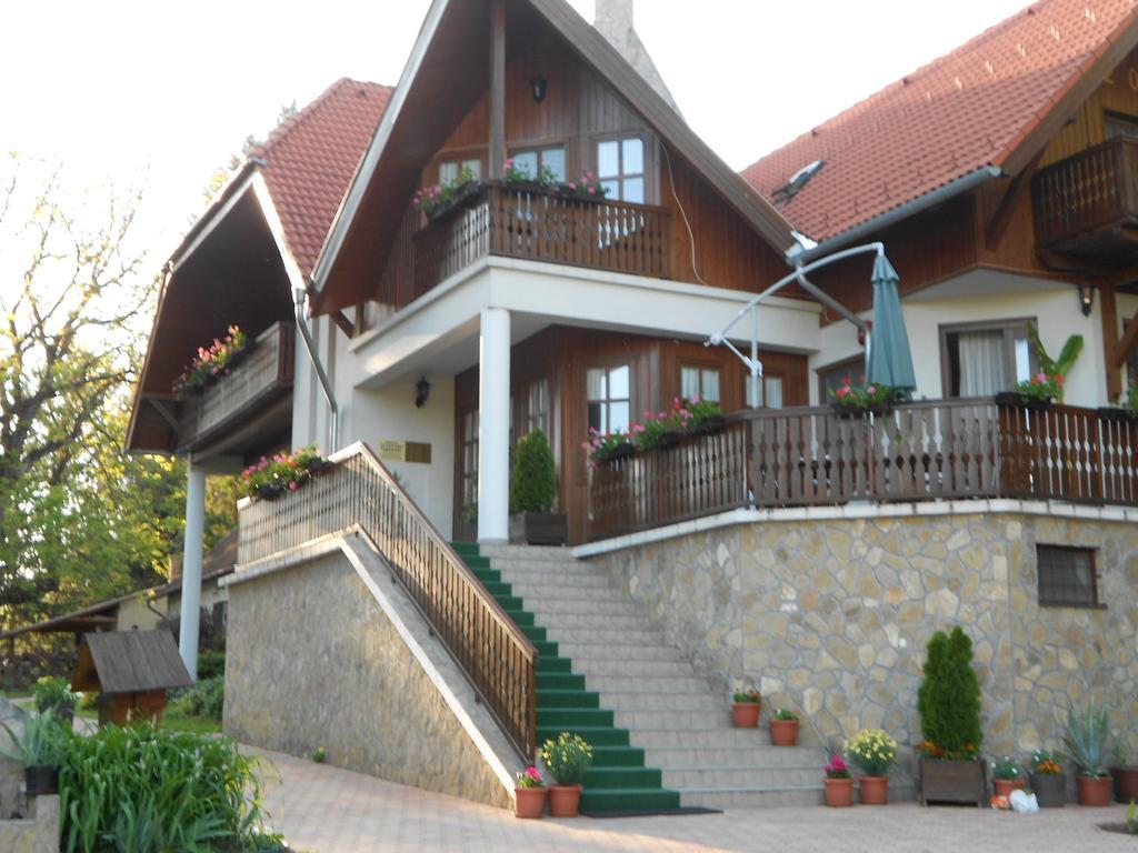 Agneslaki Okoturisztikai Centrum Es Vadaszhaz Надьканижа Экстерьер фото